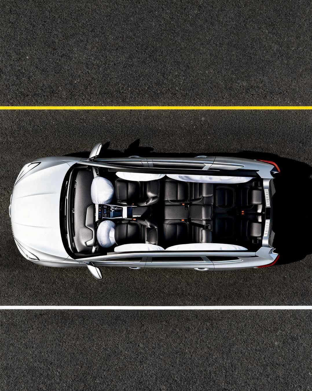 سيارات بنزين ومركبات تجارية